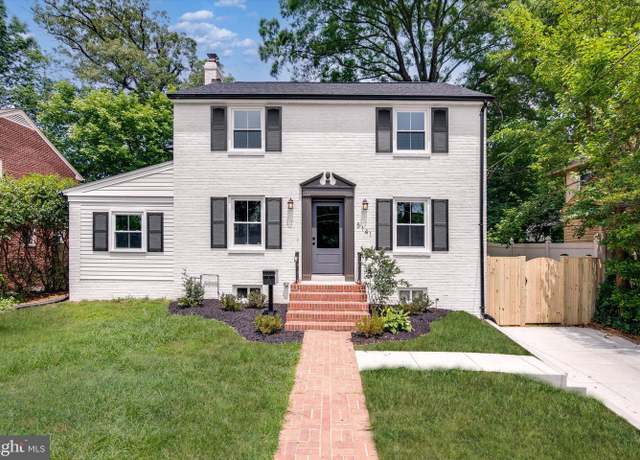 Property at 5141 10th St N, Arlington, VA 22205, 4 beds, 3.5 baths