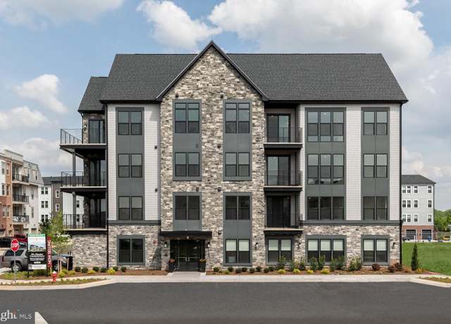Property at 23651 Havelock Walk Ter Unit 2O7, Ashburn, VA 20148, 3 beds, 2 baths
