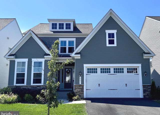 Property at 641 Lipizzan Dr SW, Leesburg, VA 20175, 5 beds, 4.5 baths
