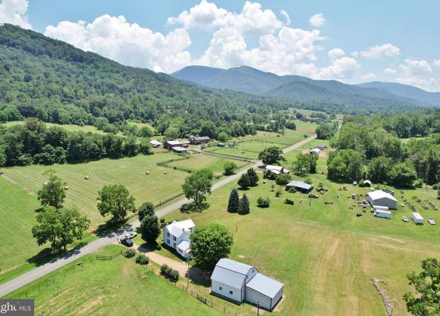 Property at 3150 Ida Rd, Luray, VA 22835, 3 beds, 1 bath
