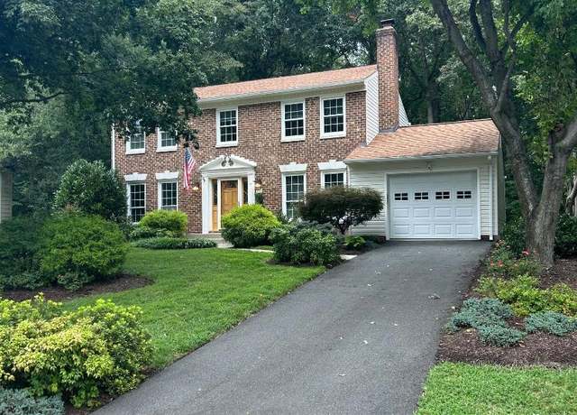 Property at 2938 Fox Tail Ct, Woodbridge, VA 22192, 4 beds, 2.5 baths