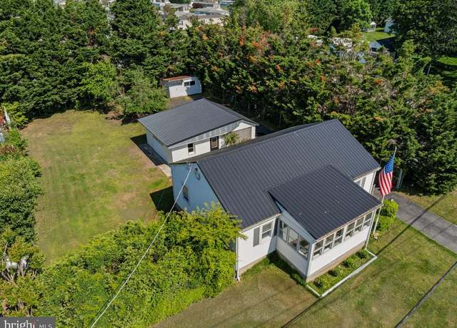 Property at 601 Country Club Rd, Rehoboth Beach, DE 19971, 3 beds, 1 bath