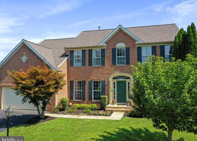 Property at 7105 Stratos Ln, Gaithersburg, MD 20879, 4 beds, 3.5 baths
