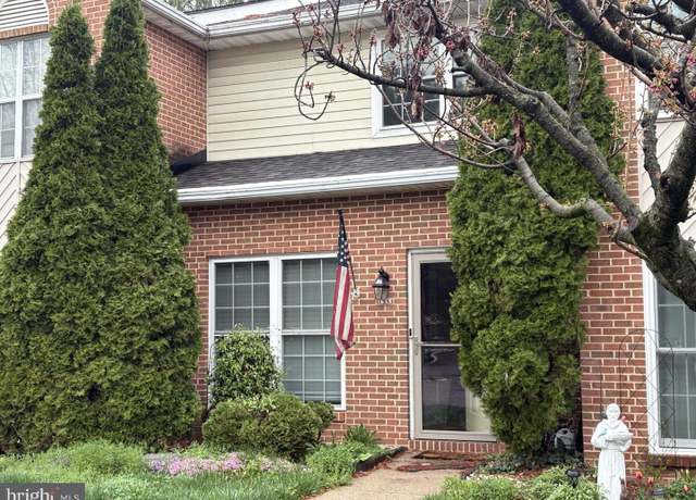 Property at 1659 Langley Dr, Hagerstown, MD 21740, 2 beds, 2.5 baths