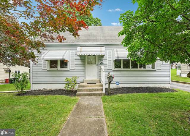 Property at 616 S Gray St, Brookhaven, PA 19015, 3 beds, 1 bath