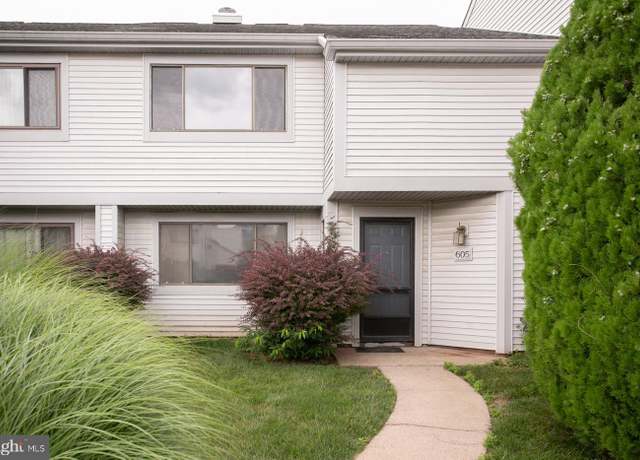 Property at 605 Freedom Cir #326, Harleysville, PA 19438, 3 beds, 2.5 baths