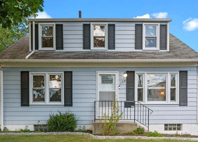 Property at 708 Monroe Ave, Glenside, PA 19038, 3 beds, 2 baths