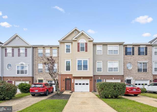 Property at 13044 Terminal Way, Woodbridge, VA 22193, 2 beds, 3 baths
