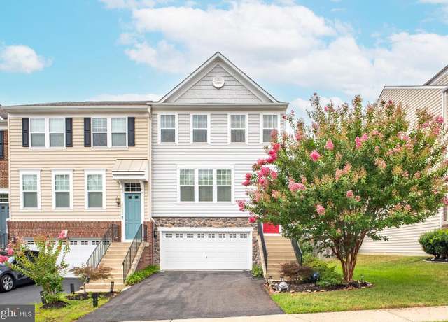Property at 16660 Bolling Brook Ct, Woodbridge, VA 22191, 3 beds, 3.5 baths