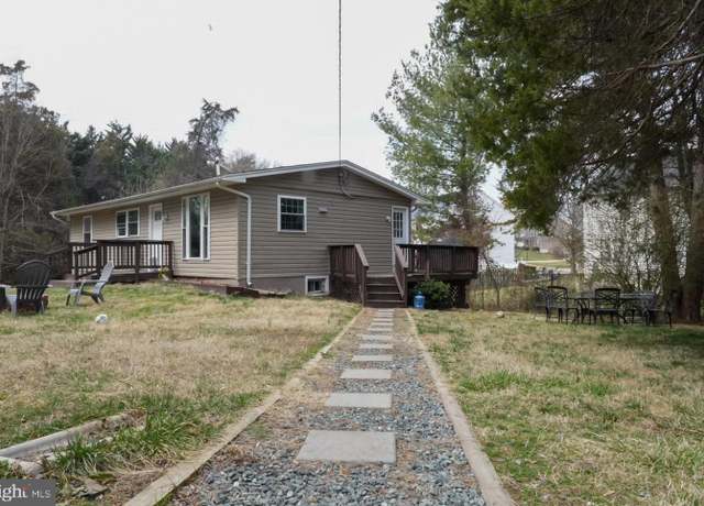 Property at 15 Juggins Rd, Stafford, VA 22556, 4 beds, 3 baths