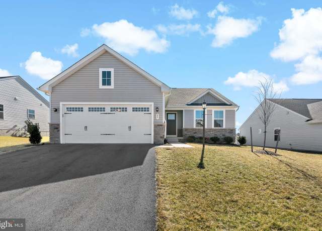 Property at 89 Tubury Ln, Martinsburg, WV 25405, 3 beds, 2 baths