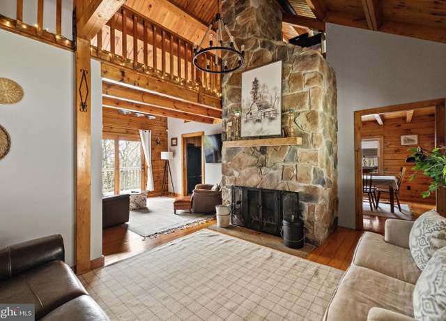 Property at 65 Alta Vista Dr, Harpers Ferry, WV 25425, 3 beds, 2 baths