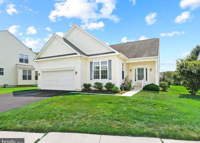 Property at 8 Curlew Ct, Rehoboth Beach, DE 19971, 4 beds, 3.5 baths