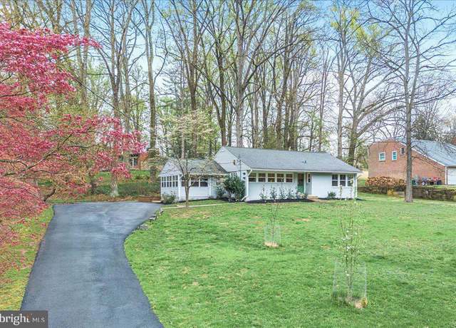 Property at 901 Hobbs Dr, Silver Spring, MD 20904, 5 beds, 3.5 baths