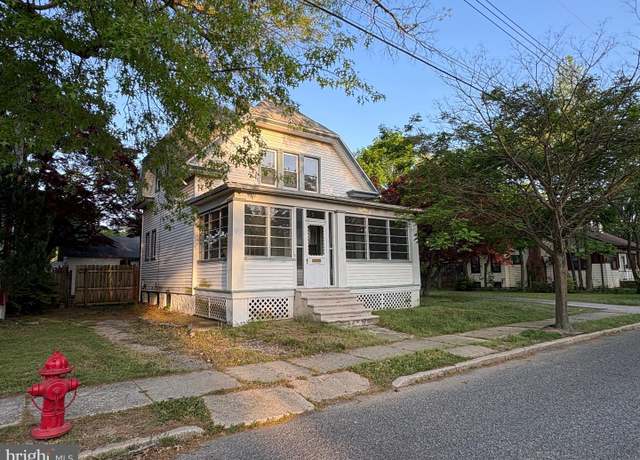 Property at 17 Arcadia Pl, Vineland, NJ 08360, 2 beds, 1 bath