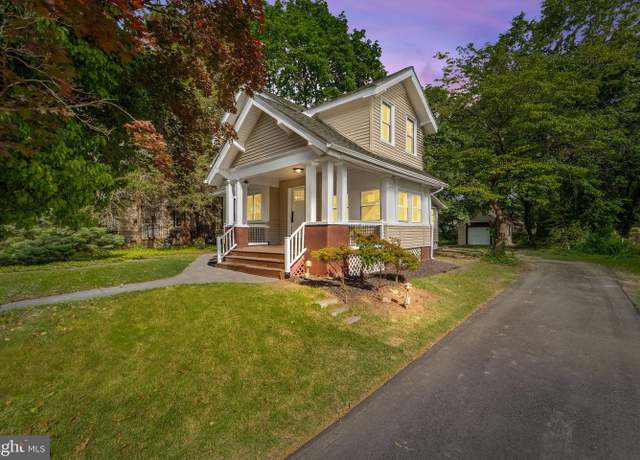 Property at 4 E Haddon Ave, Oaklyn, NJ 08107, 3 beds, 1.5 baths