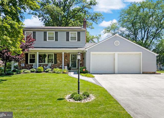 Property at 127 Sandringham Rd, Cherry Hill, NJ 08003, 4 beds, 2.5 baths