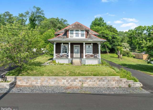 Property at 3540 Old Philadelphia Pike, Bethlehem, PA 18015, 3 beds, 1 bath