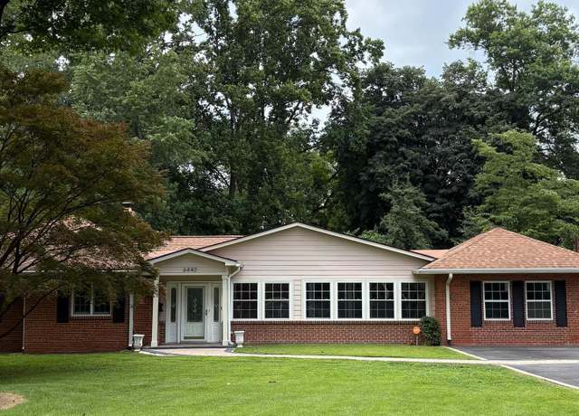 Property at 6440 Ichabod Pl, Falls Church, VA 22042, 4 beds, 3 baths