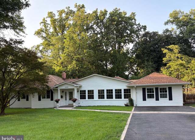 Property at 6440 Ichabod Pl, Falls Church, VA 22042, 4 beds, 3 baths