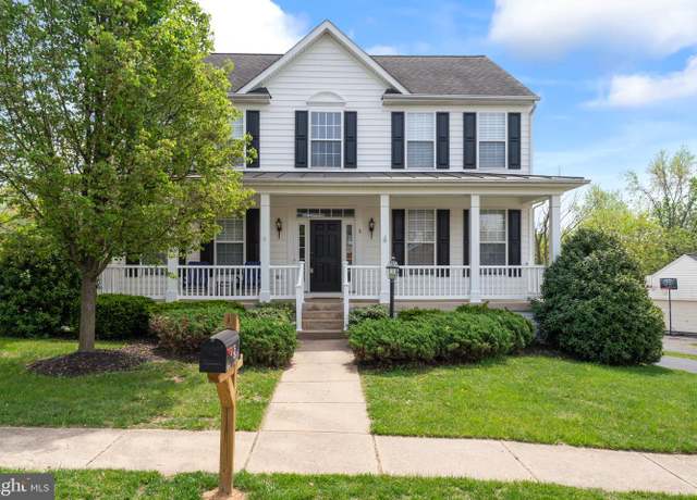 Property at 5 Cooper Run St, Lovettsville, VA 20180, 4 beds, 2.5 baths
