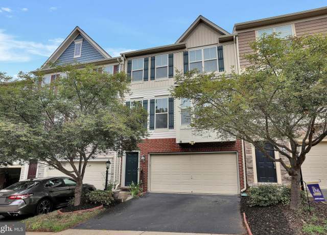 Property at 42712 Ogilvie Sq, Ashburn, VA 20148, 4 beds, 3.5 baths
