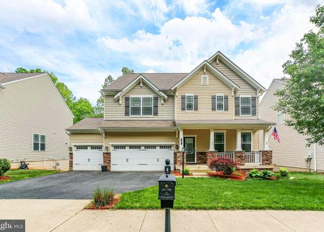 Property at 32 Wagoneers Ln, Stafford, VA 22554, 6 beds, 3.5 baths