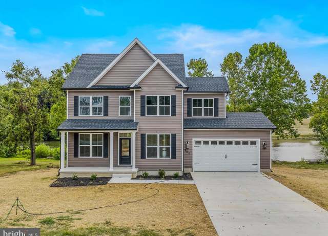 Property at 245 Twin Lakes Cir, Martinsburg, WV 25405, 4 beds, 2.5 baths