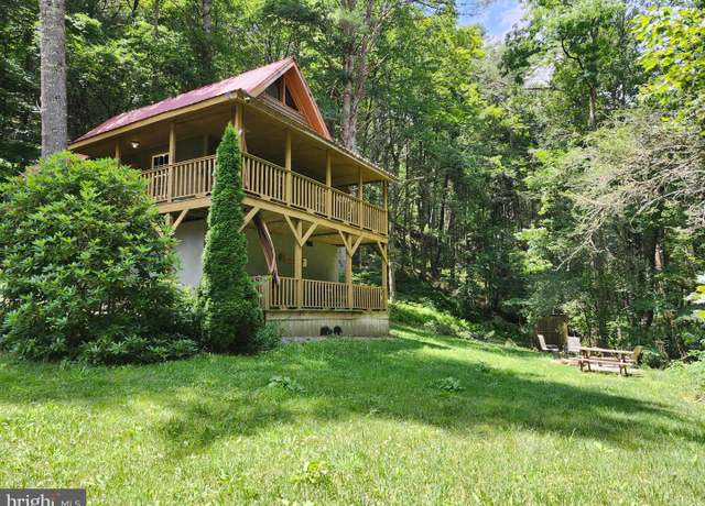 Property at 3259 Potomac Highlands Trl, Dunmore, WV 24934, 2 beds, 1 bath
