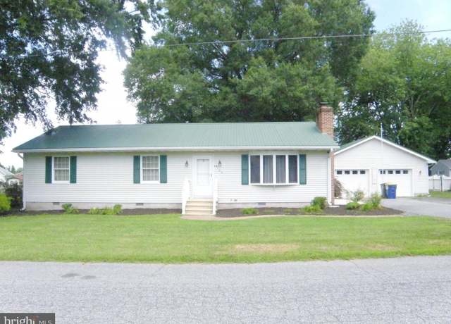 Property at 108 Elizabeth St, Georgetown, DE 19947, 3 beds, 2 baths
