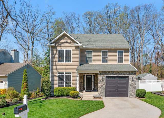 Property at 70 Robinson Landing Rd, Severna Park, MD 21146, 4 beds, 3.5 baths