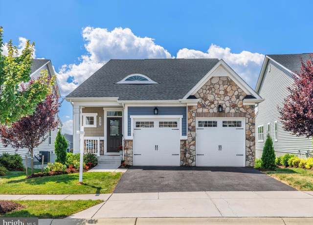 Property at 3067 Spring Peeper Ct, Odenton, MD 21113, 4 beds, 3.5 baths