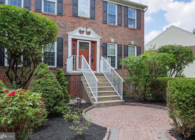 Property at 6 Westbury Ct, Bordentown, NJ 08505, 4 beds, 2.5 baths