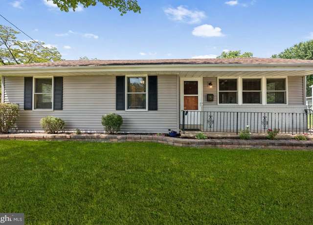 Property at 5 Center St, Moorestown, NJ 08057, 2 beds, 2 baths