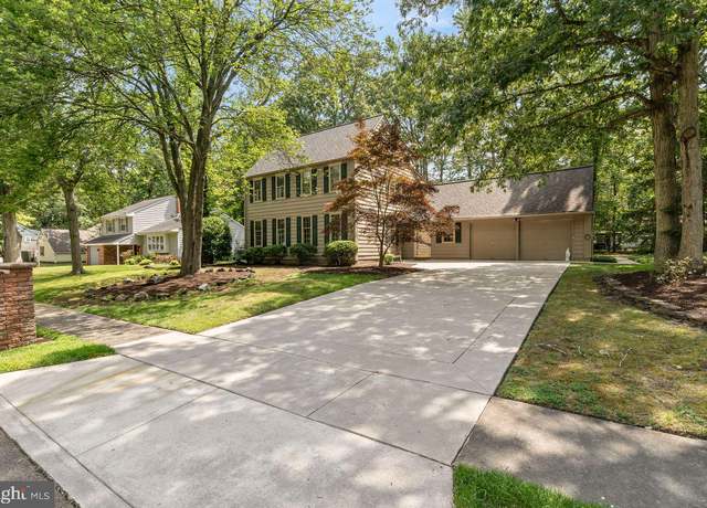 Property at 16 Whitby Rd, Cherry Hill, NJ 08003, 5 beds, 2.5 baths