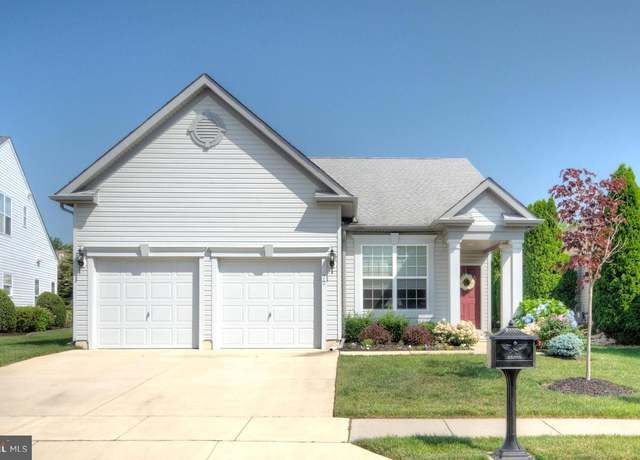 Property at 77 Snapdragon Ct, Sewell, NJ 08080, 3 beds, 2 baths