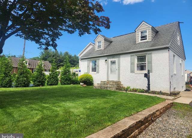 Property at 2803 New Falls Rd, Levittown, PA 19056, 2 beds, 2.5 baths