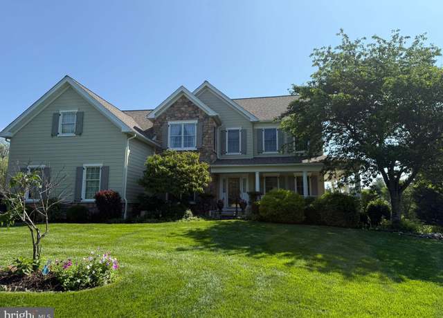 Property at 1666 Royal Berkshire Cir, West Chester, PA 19380, 4 beds, 2.5 baths