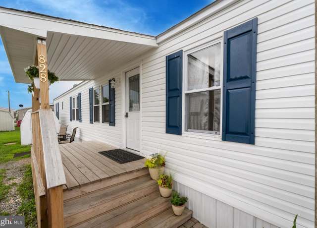 Property at 828 Aspen Ave, Spring City, PA 19475, 2 beds, 1 bath