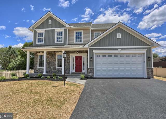 Property at 01 Rolling Meadow Rd, Lebanon, PA 17046, 3 beds, 2.5 baths