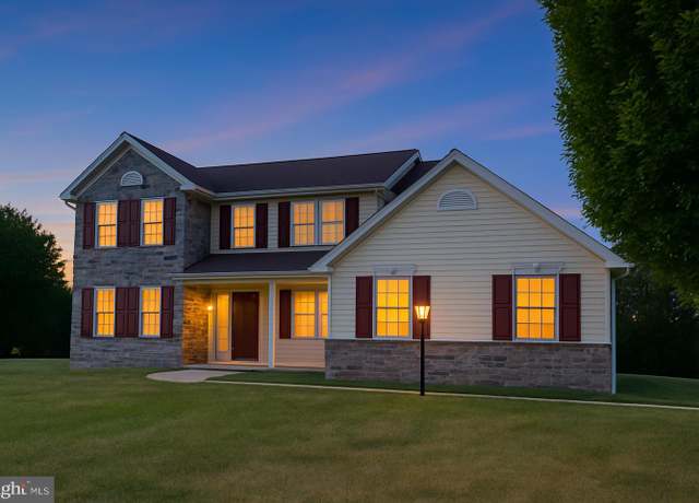 Property at 1004 Cider Ln, Lebanon, PA 17046, 4 beds, 2.5 baths