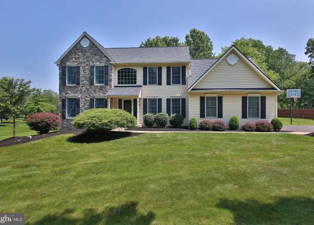 Property at 103 White Pine Dr, Lansdale, PA 19446, 4 beds, 2.5 baths