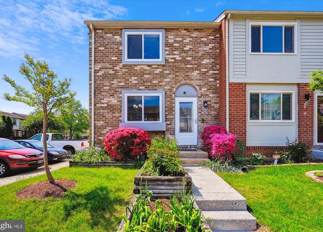 Property at 302 Argus Pl, Sterling, VA 20164, 3 beds, 3 baths
