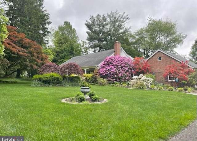 Property at 3 Tally Ho Cir, Newark, DE 19711, 5 beds, 3.5 baths