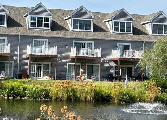 Property at 20 Nell Loop #17, Rehoboth Beach, DE 19971, 3 beds, 2.5 baths
