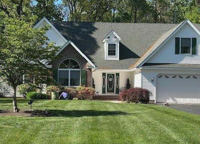 Property at 22121 Woods Edge Ct, Bridgeville, DE 19933, 3 beds, 2.5 baths