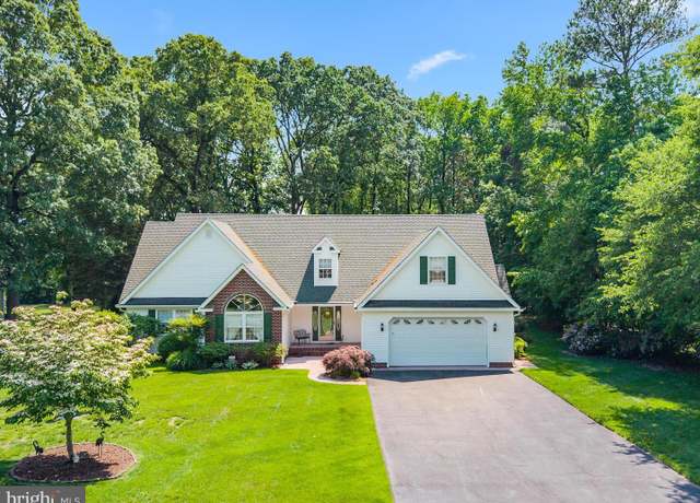 Property at 22121 Woods Edge Ct, Bridgeville, DE 19933, 4 beds, 2.5 baths