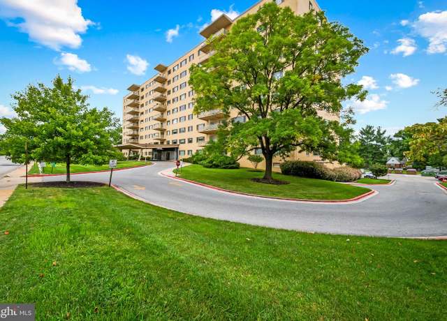 Property at 7121 Park Heights Ave #902, Baltimore, MD 21215, 3 beds, 2.5 baths