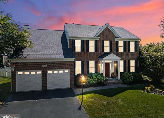 Property at 3843 Glasgow Way, Frederick, MD 21704, 4 beds, 3.5 baths
