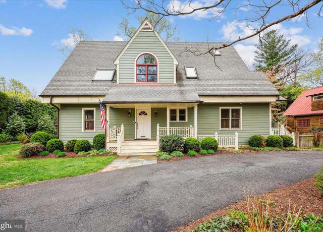 Property at 3315 Edgewood Rd, Kensington, MD 20895, 4 beds, 4 baths